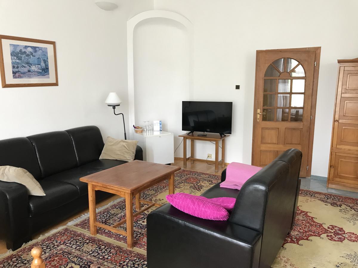 Hotel Club M.K.M. Modra Zimmer foto